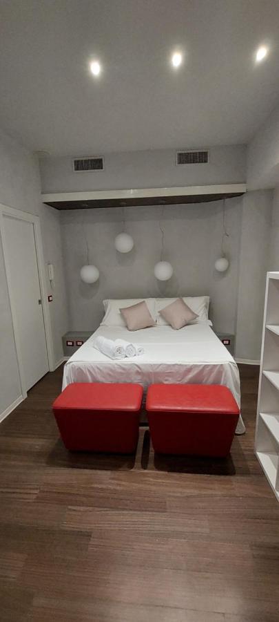 Pantofola Del Papa Luxury At Vatican Apartment Rome Exterior photo