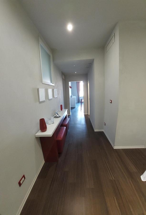 Pantofola Del Papa Luxury At Vatican Apartment Rome Exterior photo