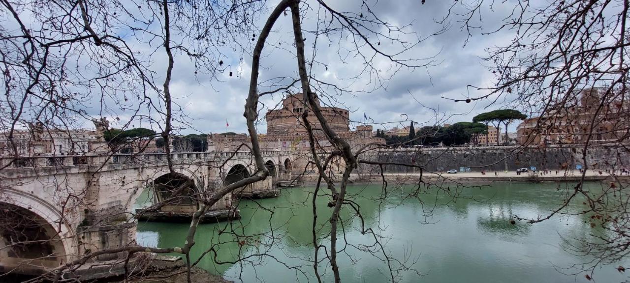 Pantofola Del Papa Luxury At Vatican Apartment Rome Exterior photo